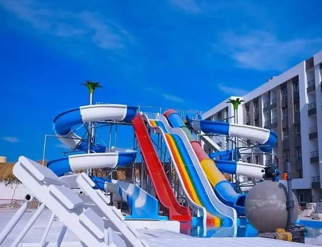 Chalet فندير باي Hurghada
